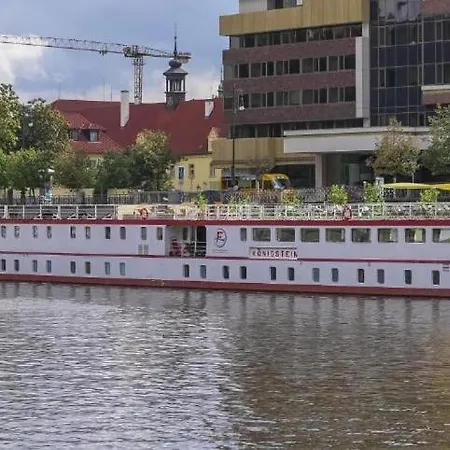 Bådhotel River Königstein Prag