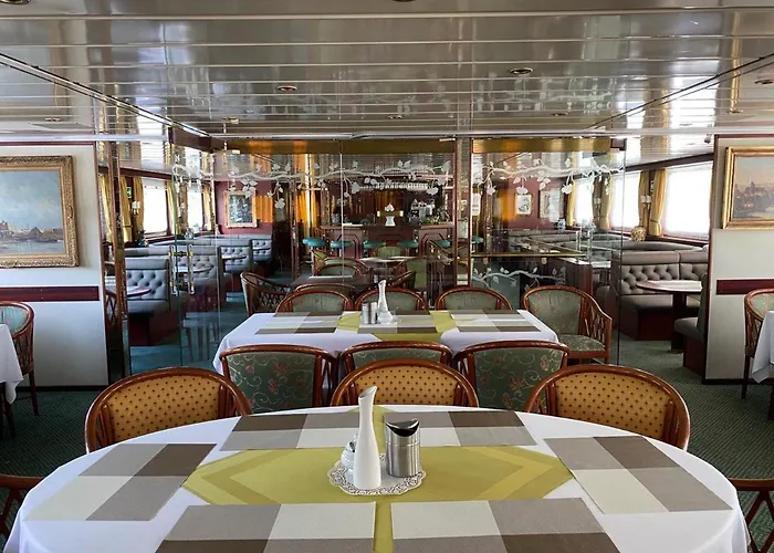 Båthotell River Koenigstein *