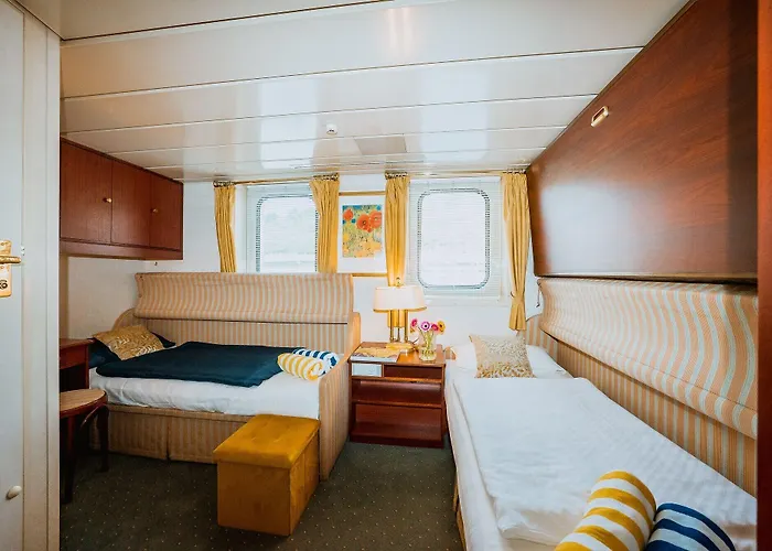 River Koenigstein Båthotell Prag